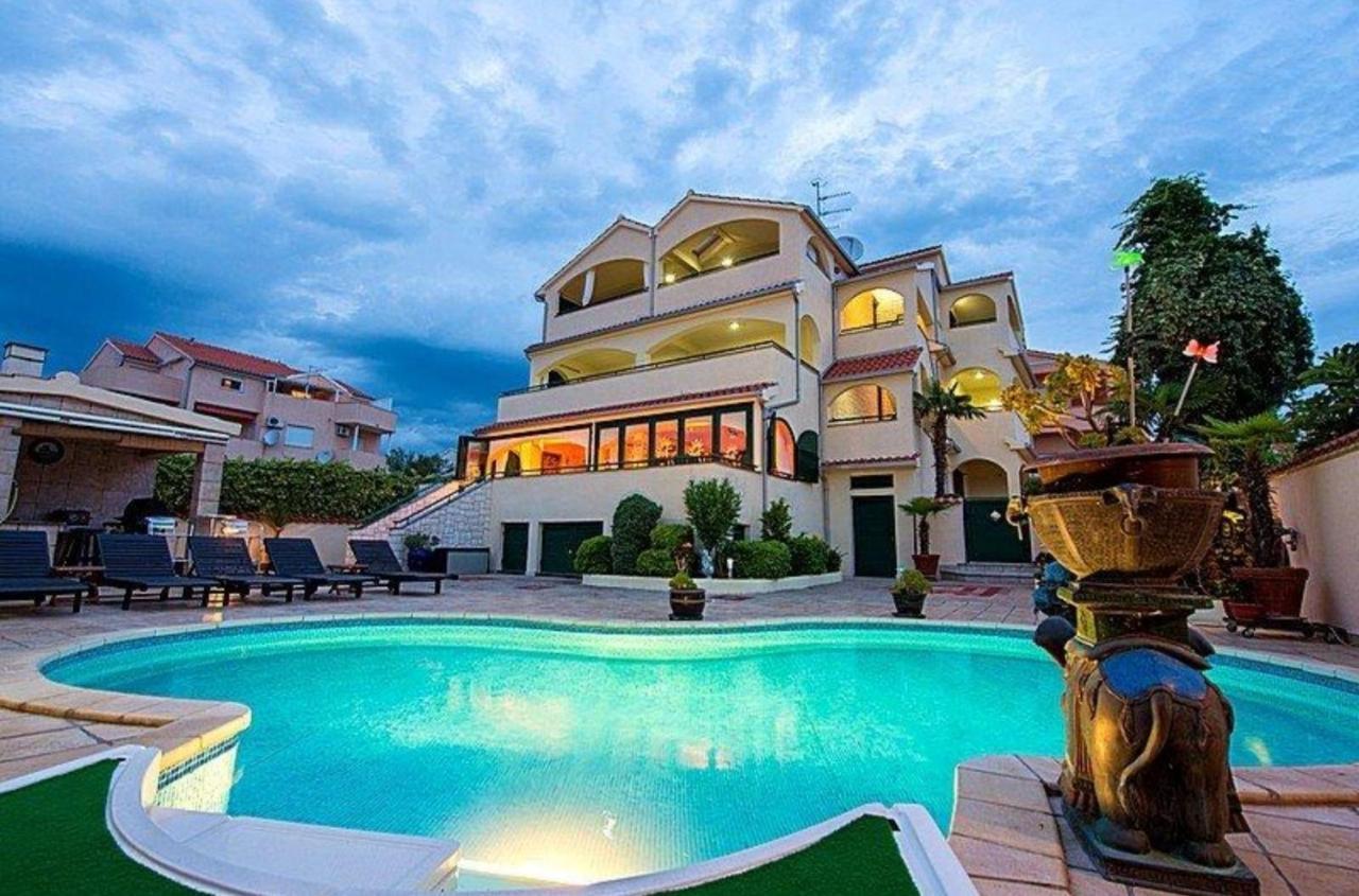 Villa David ヴォディツェ エクステリア 写真